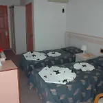 Ceren فندق فتحية