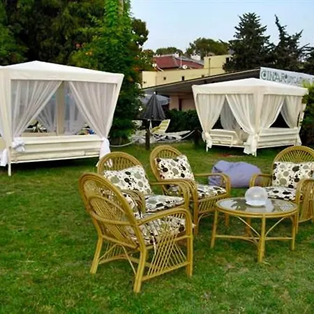 Ceren Otel 2*