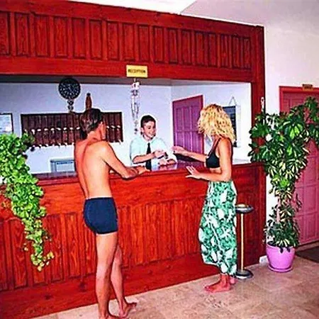 Otel Ceren 2*