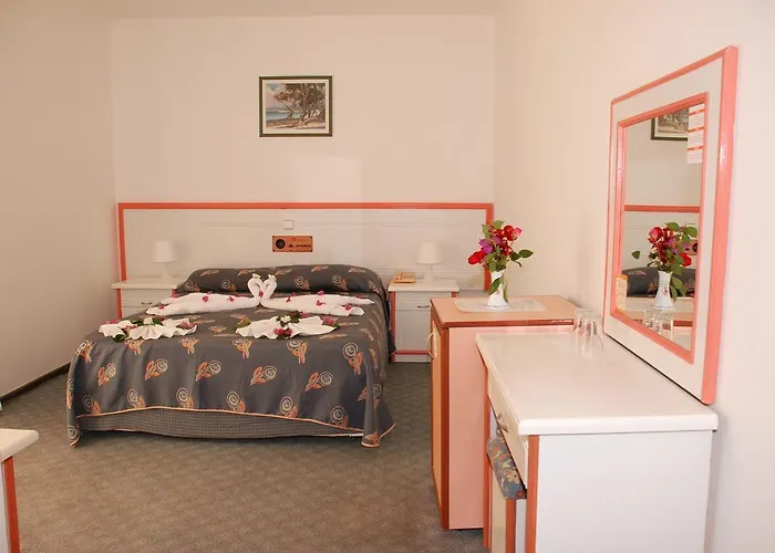 فندق Ceren فتحية