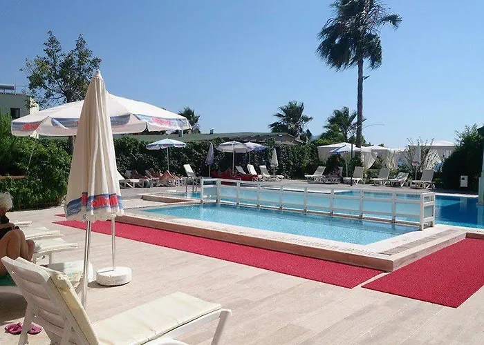 فندق Ceren فتحية